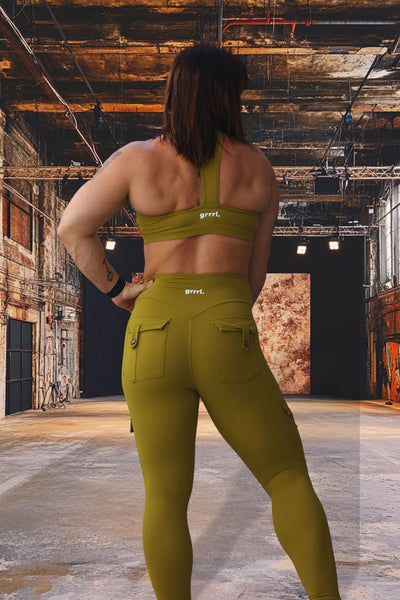 Huntress Eclipse Majestic Cargo Leggings